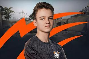 Anyone's Legend 在 LPL 2025 年第二轮小组赛中领先