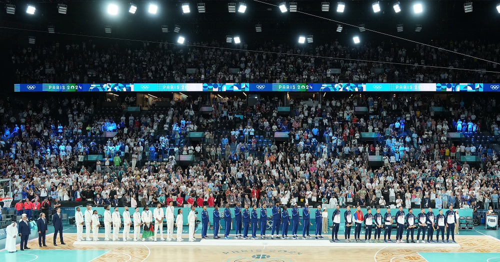 [流言板]詹姆斯：在美国长大的孩子只想进NBA，不理解为国出战的意义